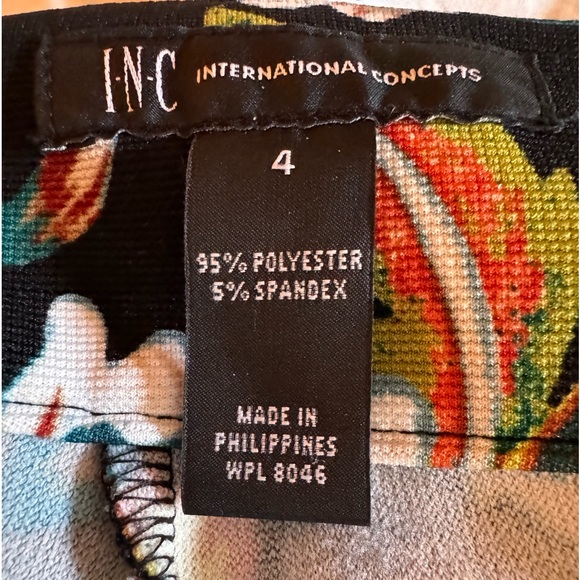 Anna Sui Loves I.N.C. Macys BNWOT Bell Bottom Size 4 - Picture 3 of 5